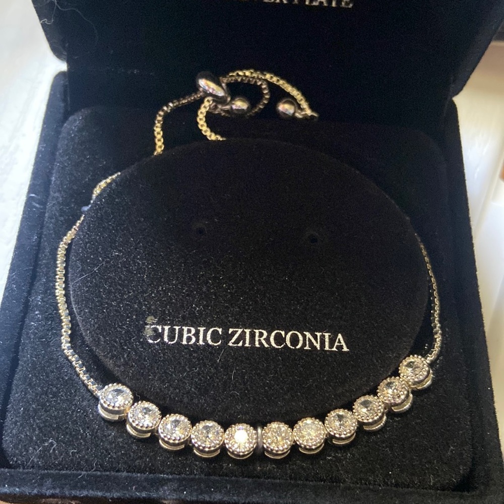 Bracelet never taken out of box